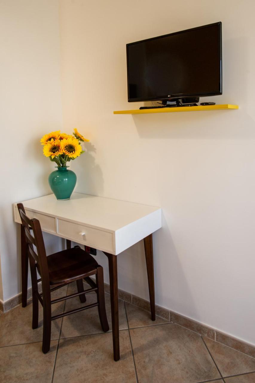 Ohana Bed And Breakfast Castellammare di Stabia Exterior photo